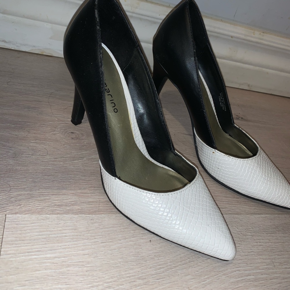 Heels - Picture 2 of 5